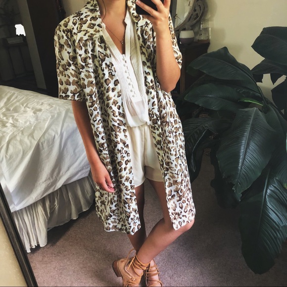 Vintage Tops - 🦄 VINTAGE/ animal print cover-up